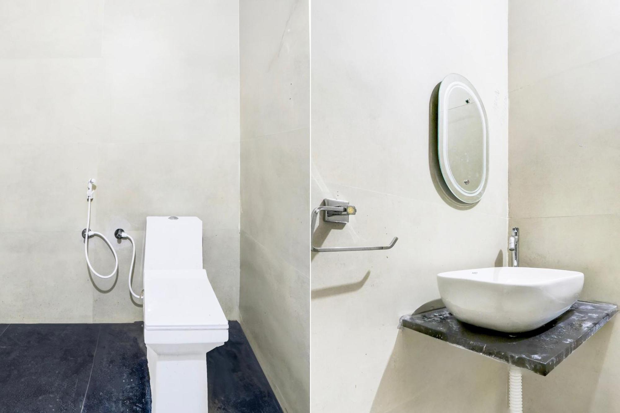 Hotel O Pr Grand Khammam Bagian luar foto